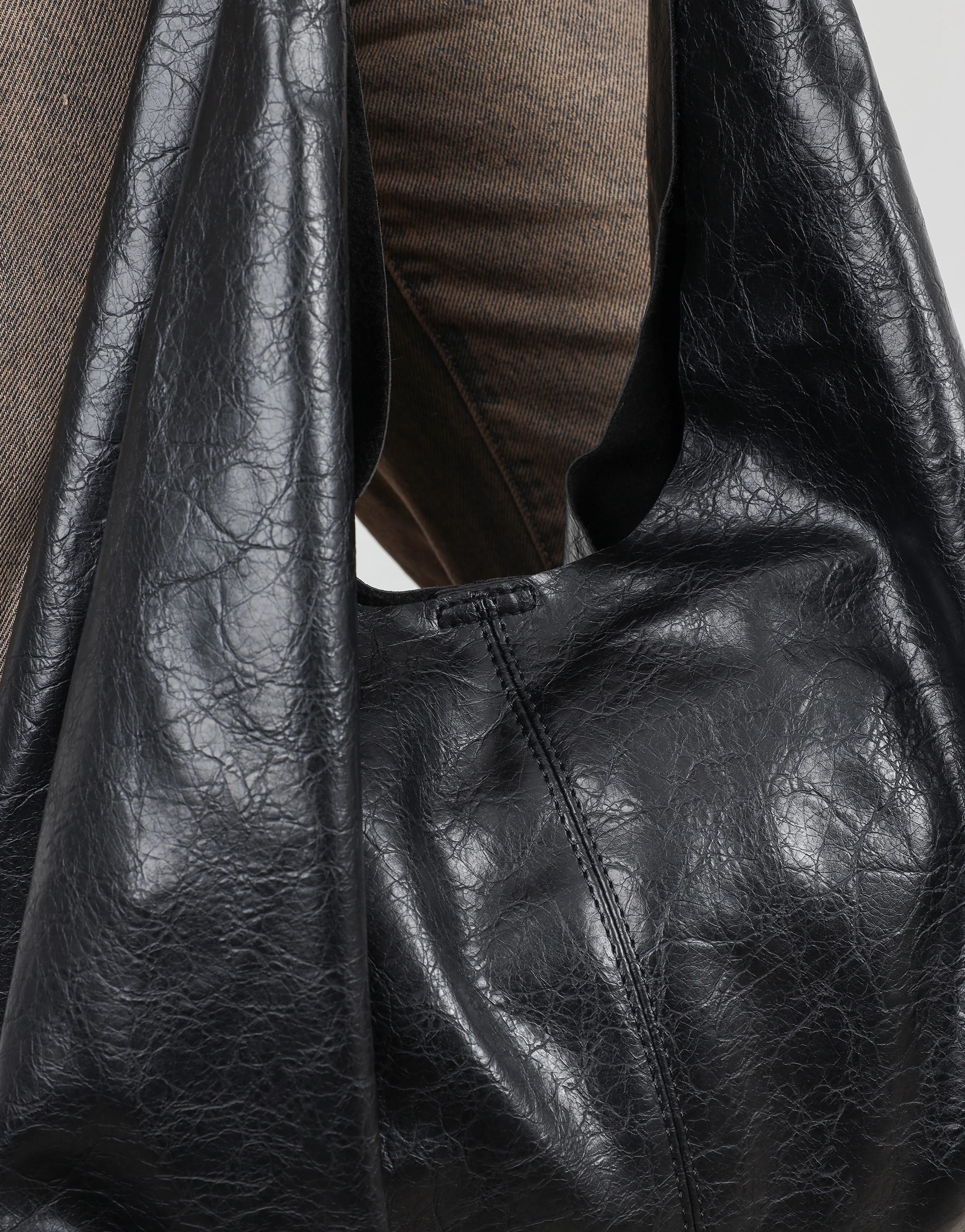 Abina Black Soft Hobo Shoulder Bag - Image 3