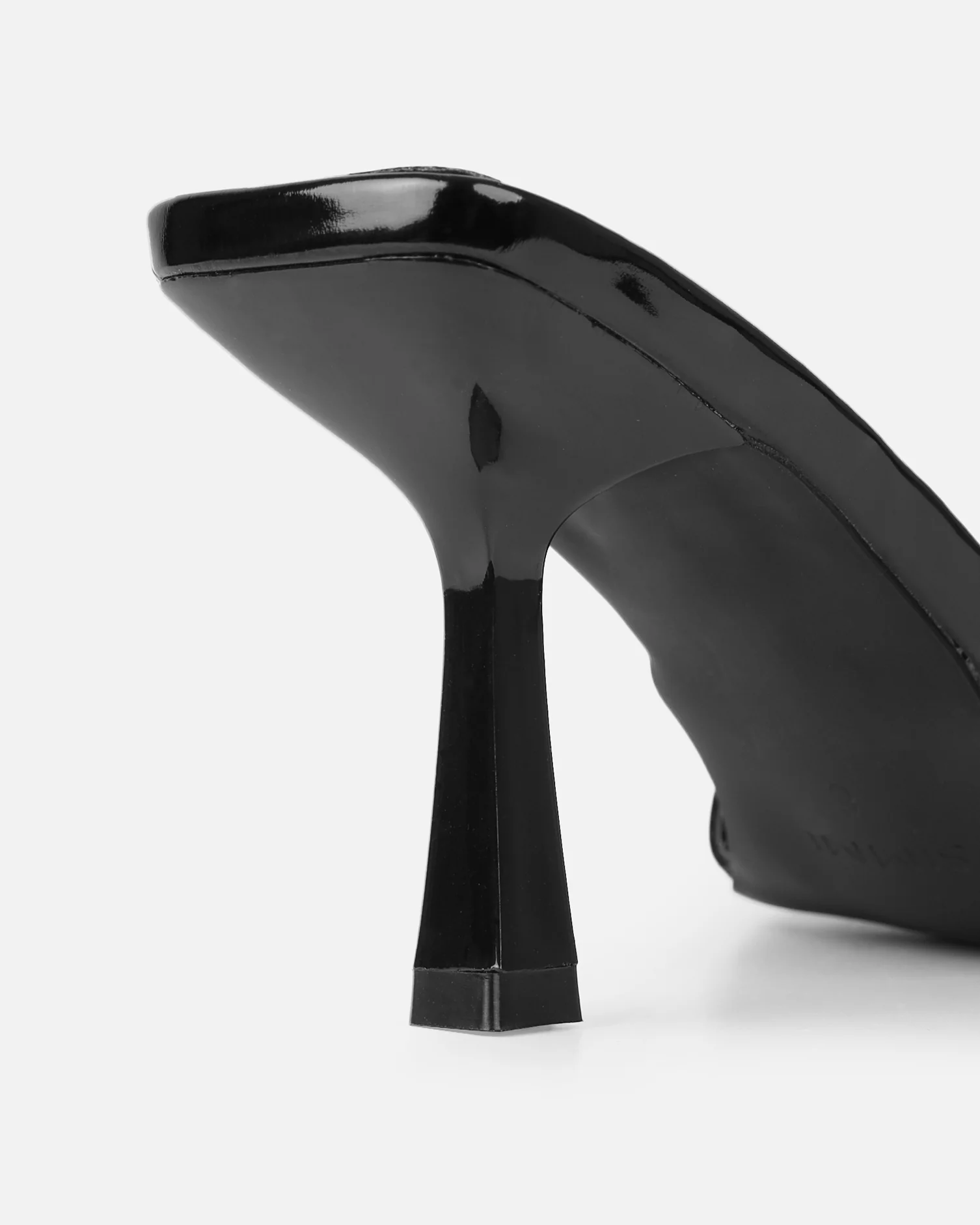Aksana Black Patent Mule Court Shoes - Image 3