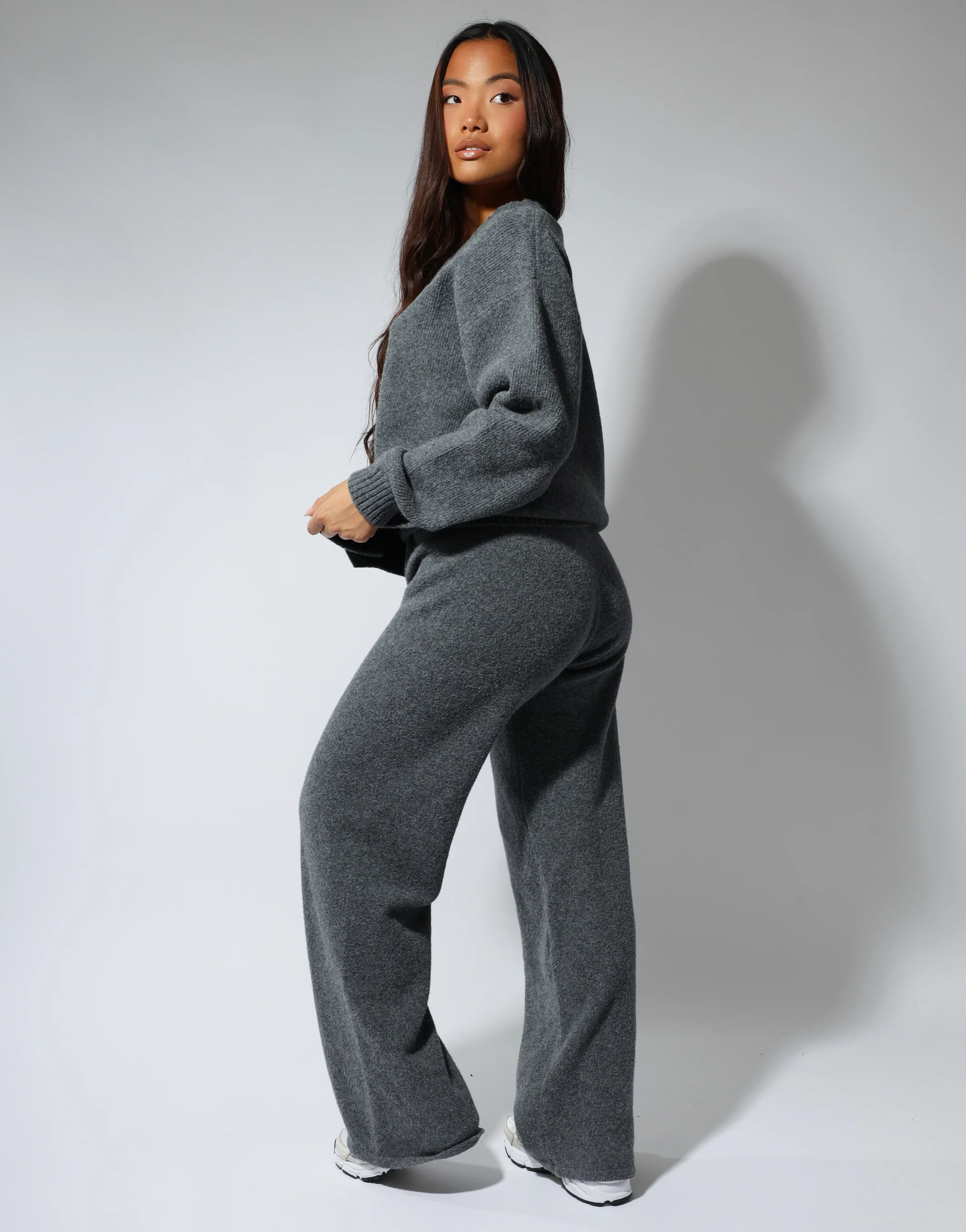 Alma Simmi studios soft touch cardigan in dark grey - Image 5