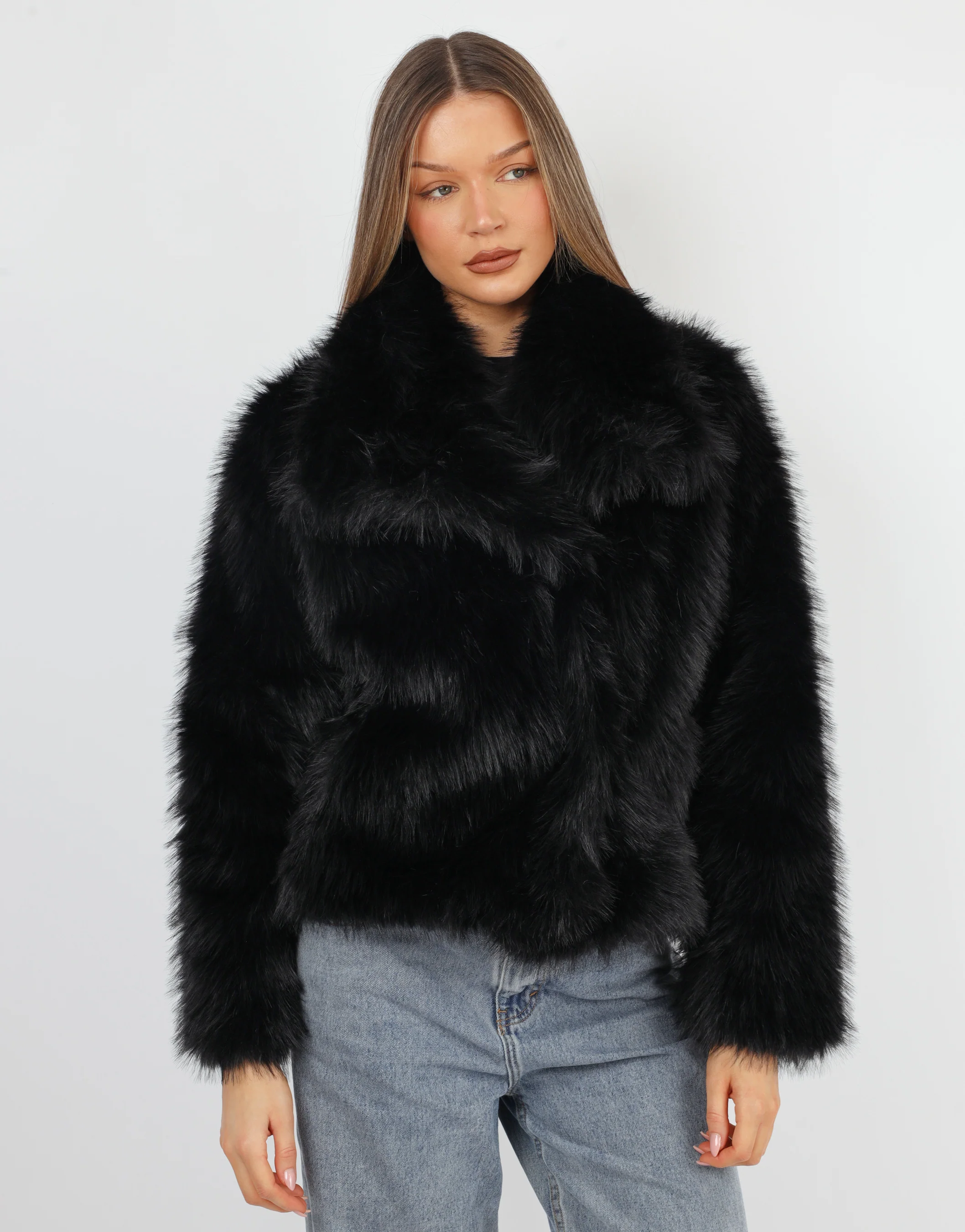 Arabella Oversized Collar Premium Faux Fur Coat in Black - Image 2