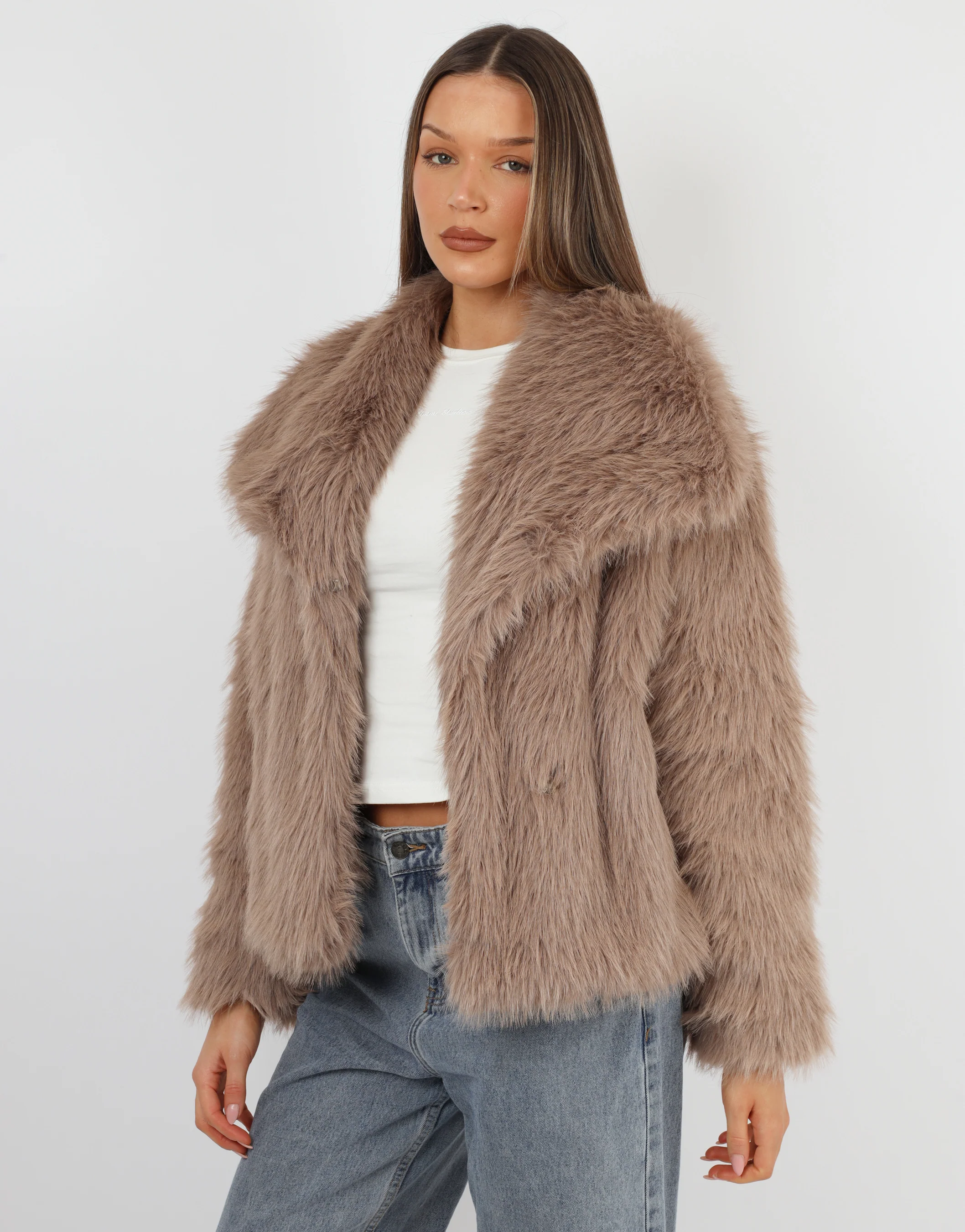 Arabella Oversized Collar Premium Faux Fur Coat in Mocha - Image 2