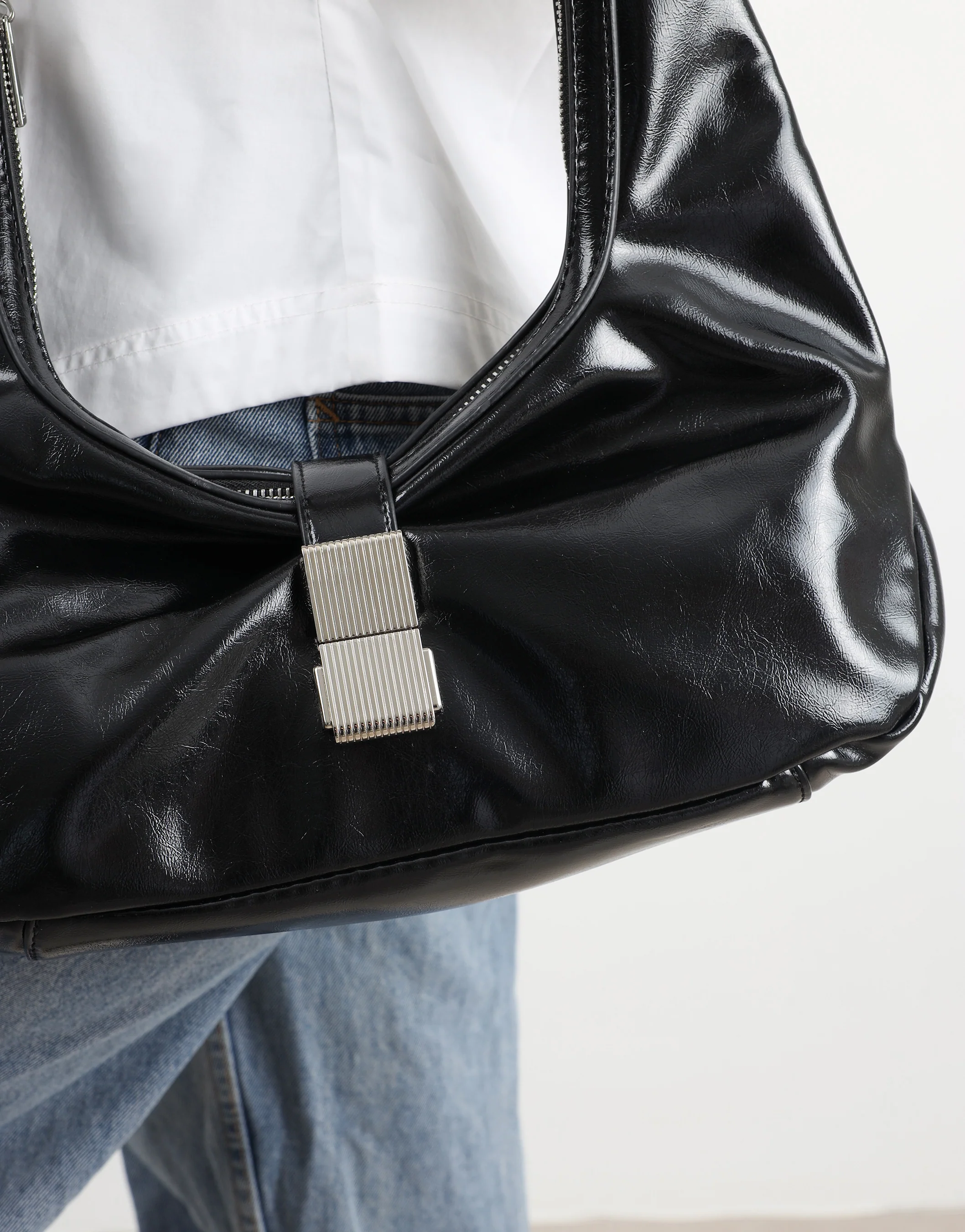 Asher Black Buckle Detail Shoulder Bag - Image 2