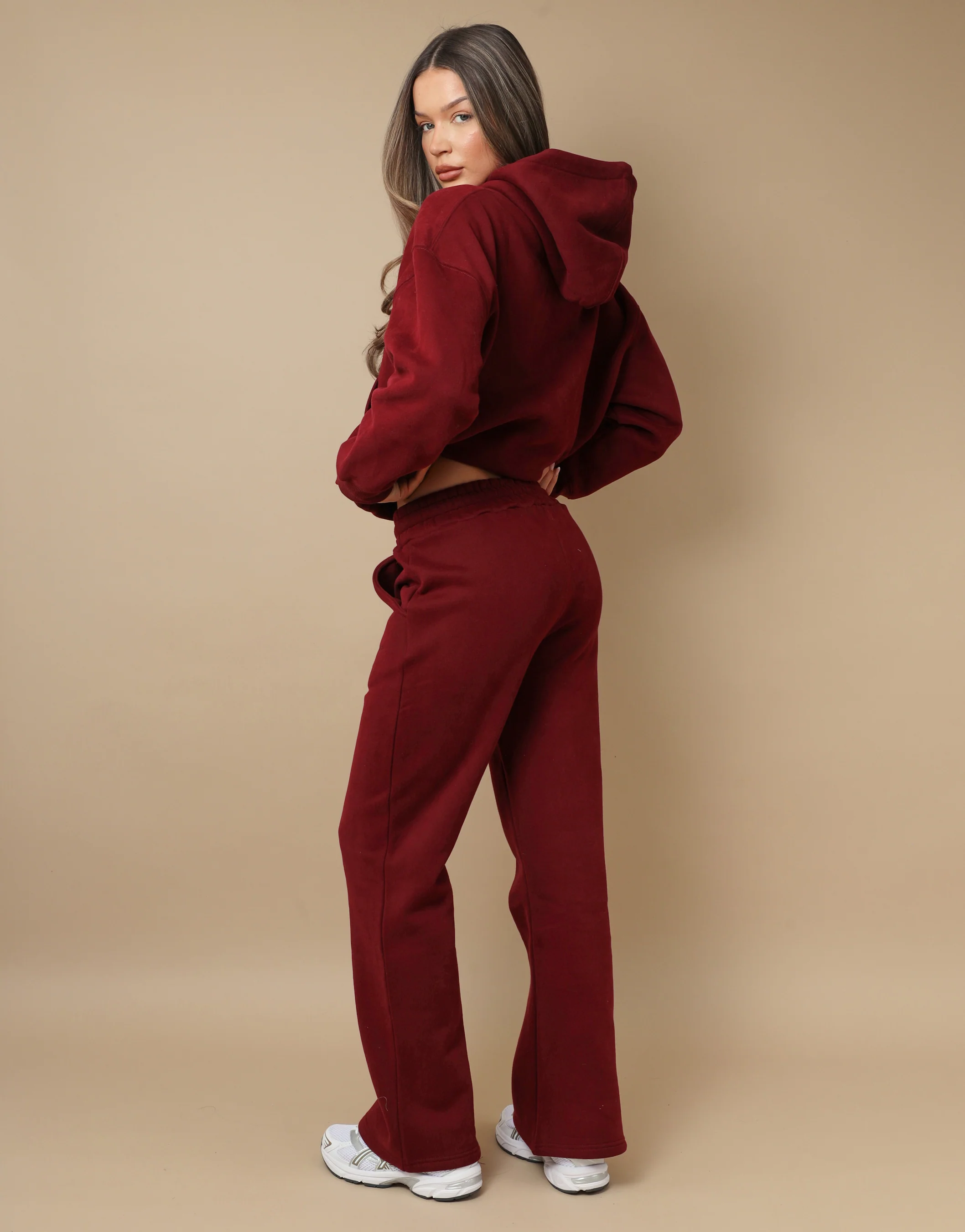 Ava Simmi Studios Essentials Hoodie in Burgundy - Image 4