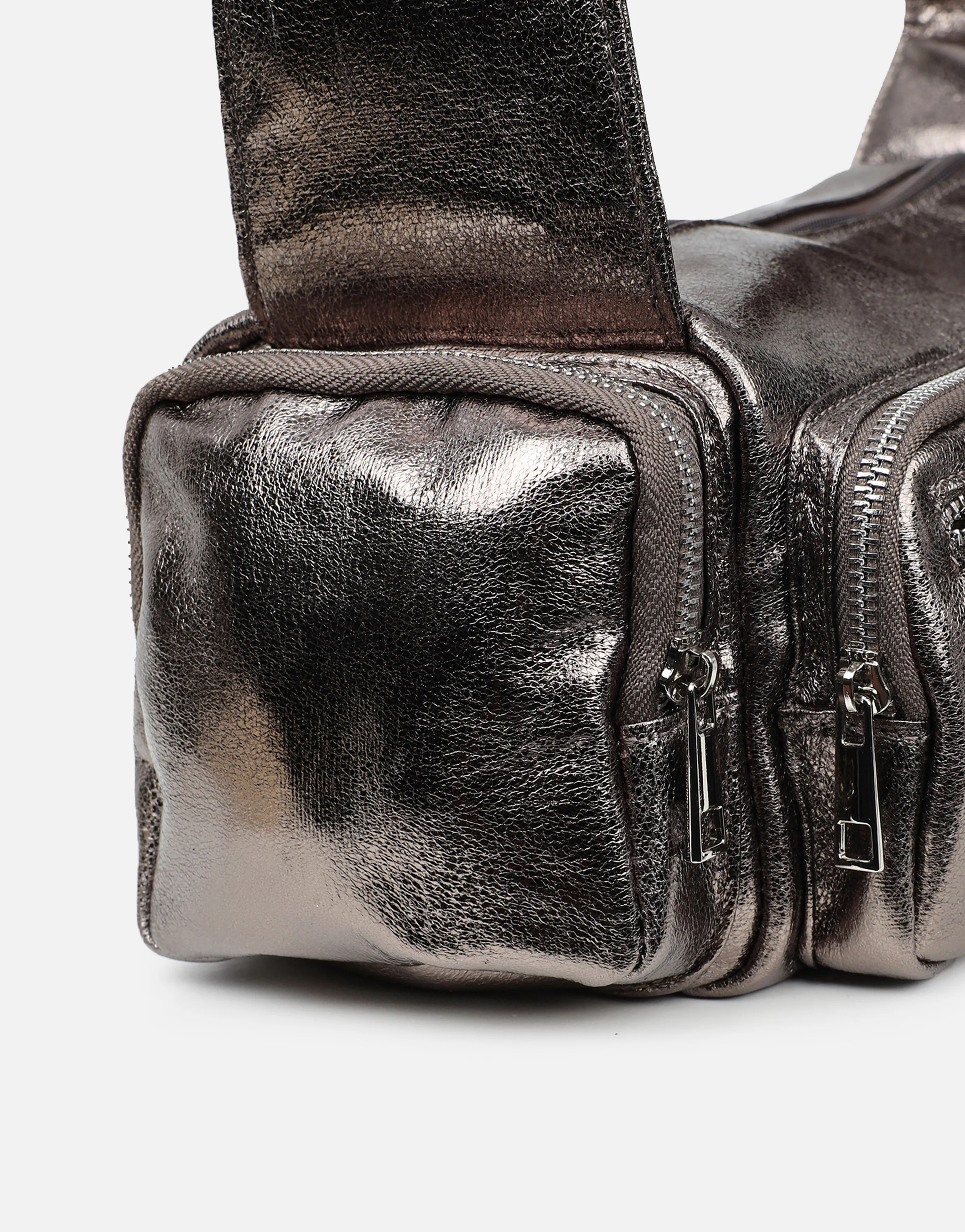 Ceyda Pewter Metallic Barrel Utility Shoulder Bag - Image 5