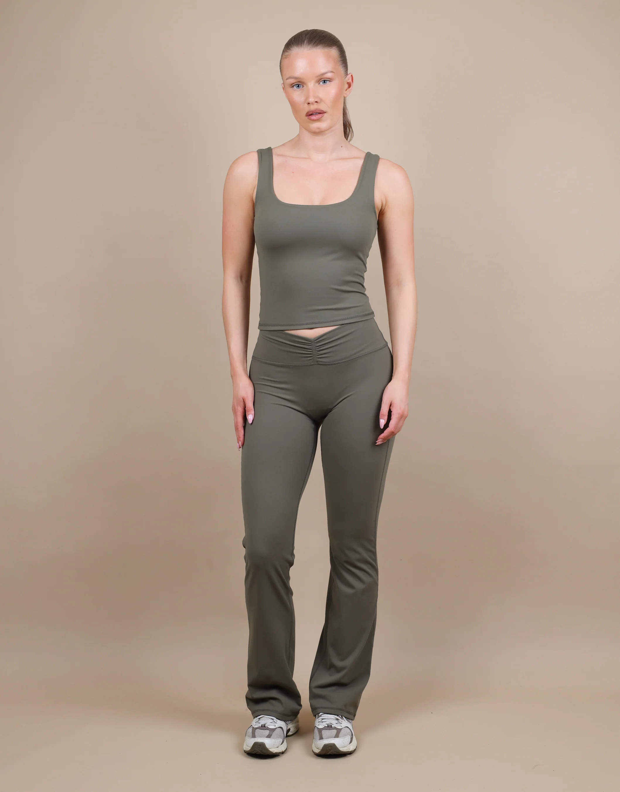 Cleo Ruched Front Flared Leggings In Olive