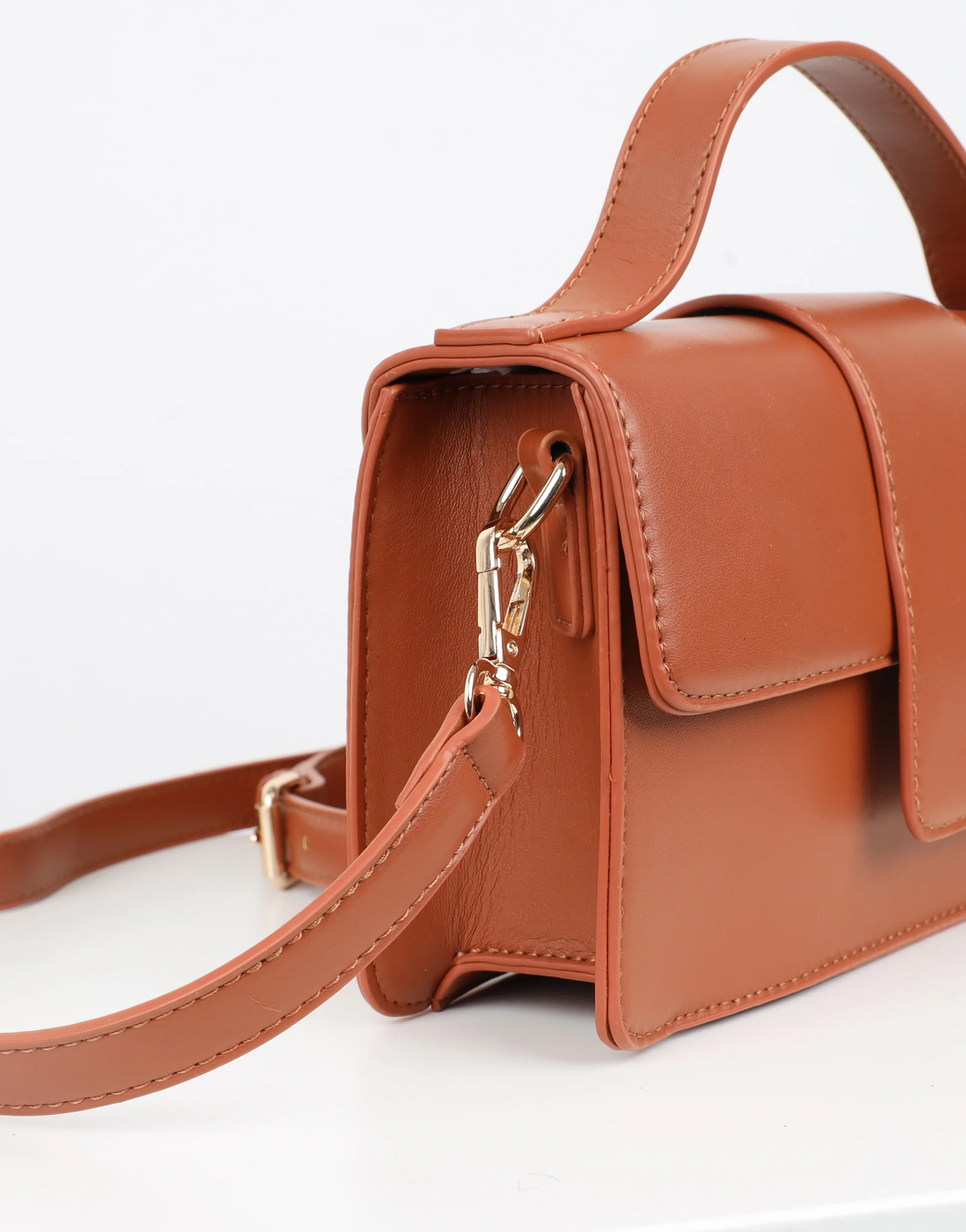 Cynthia Tan Cross Body Bag - Image 5