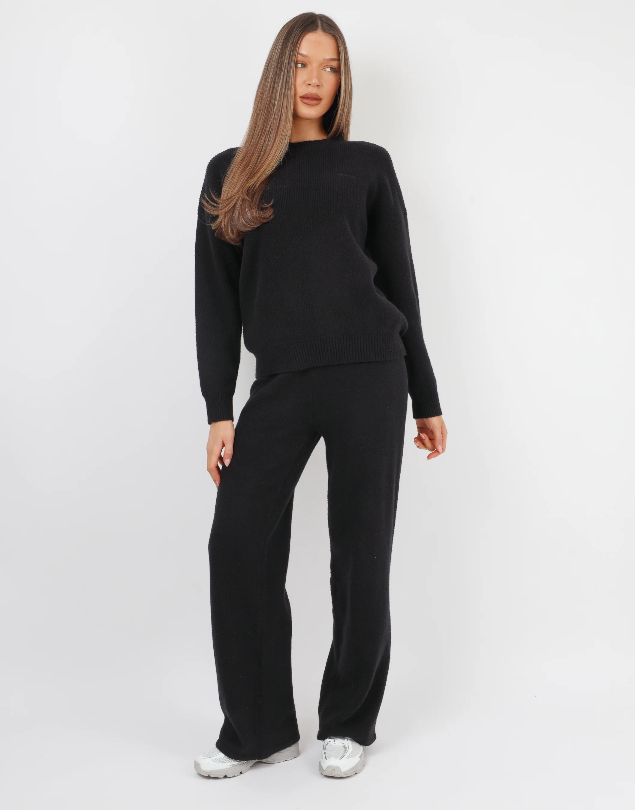 Eve simmi studios soft touch wide leg trousers in black - Image 4