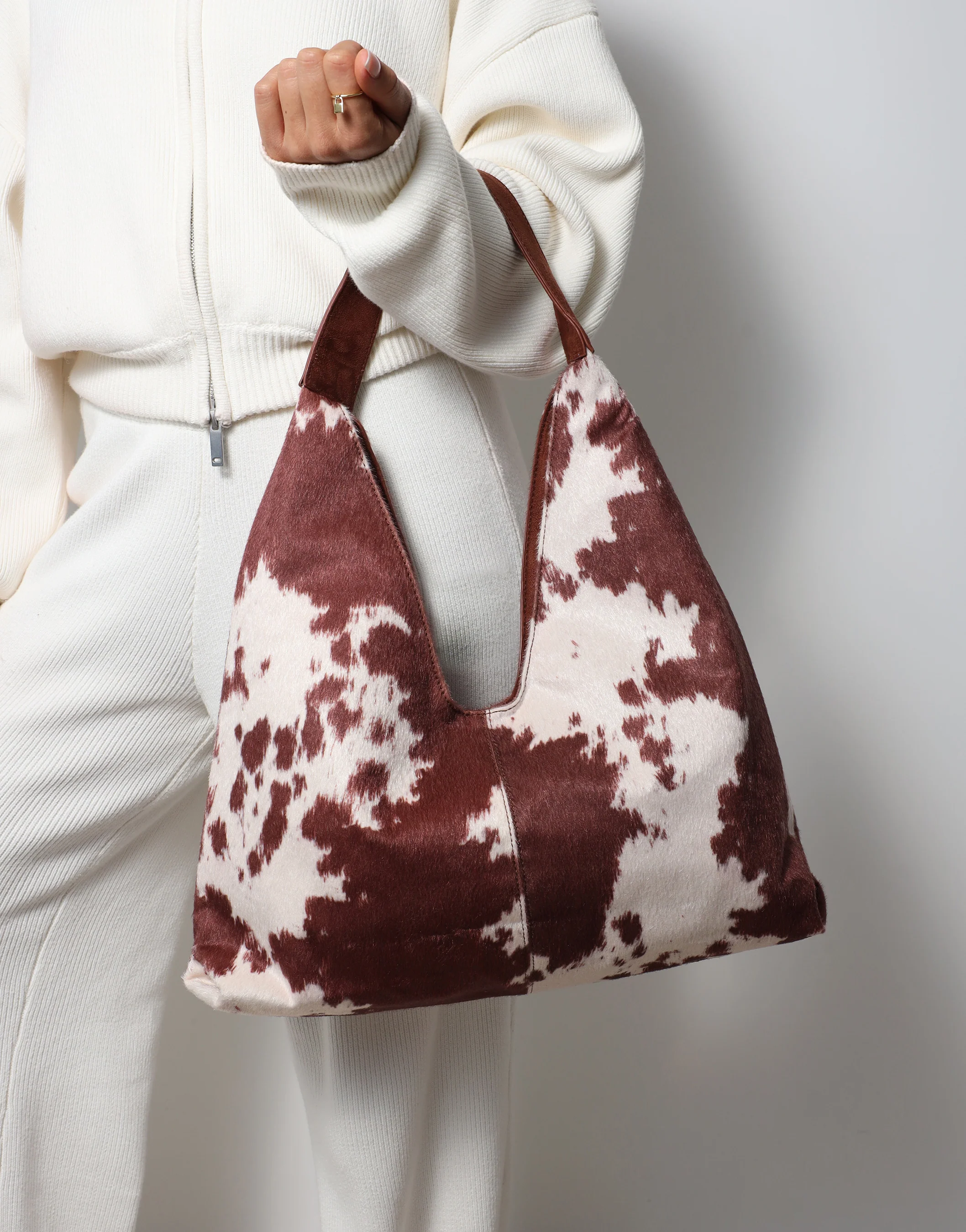 Isla Large Cow Print Suede Shoulder Bag - Image 3