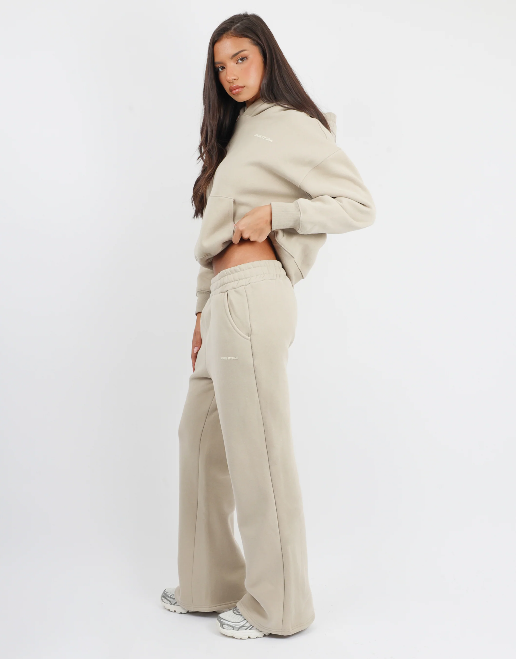 Maeve Simmi Studios Essentials Hoodie in Cashew - Image 3