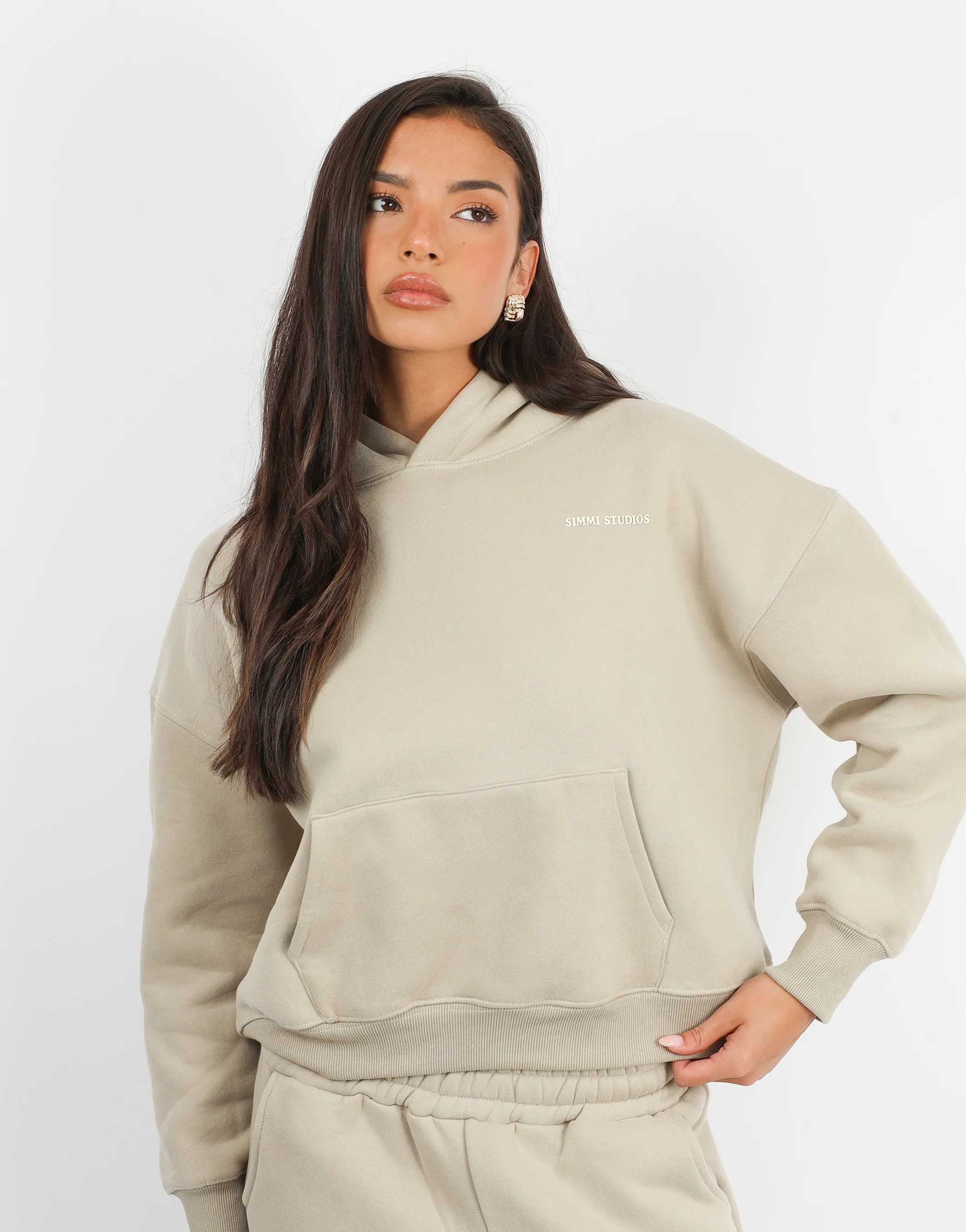 Maeve Simmi Studios Essentials Hoodie in Cashew - Image 5