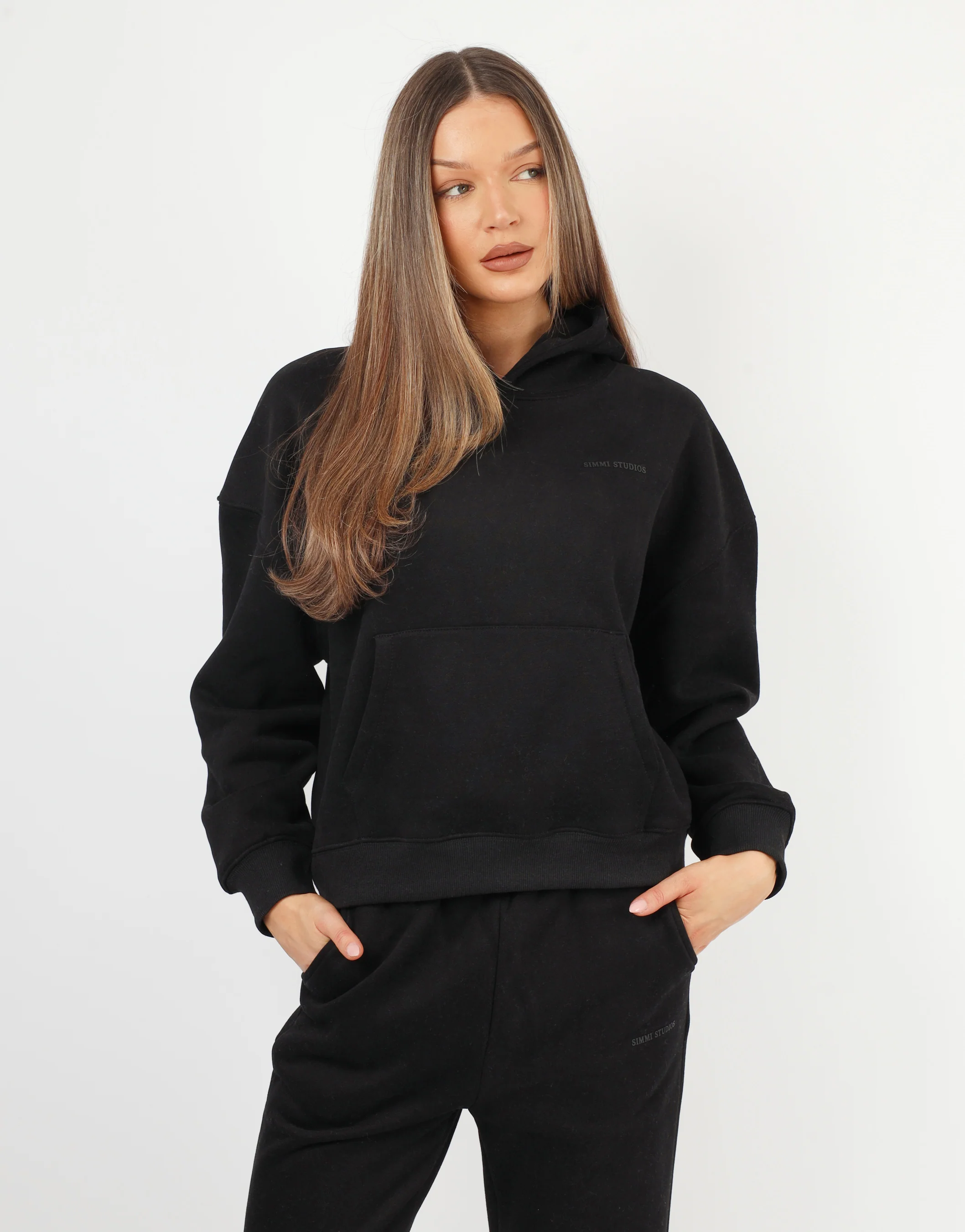 Maeve Simmi Studios Essentials Hoodie in Black
