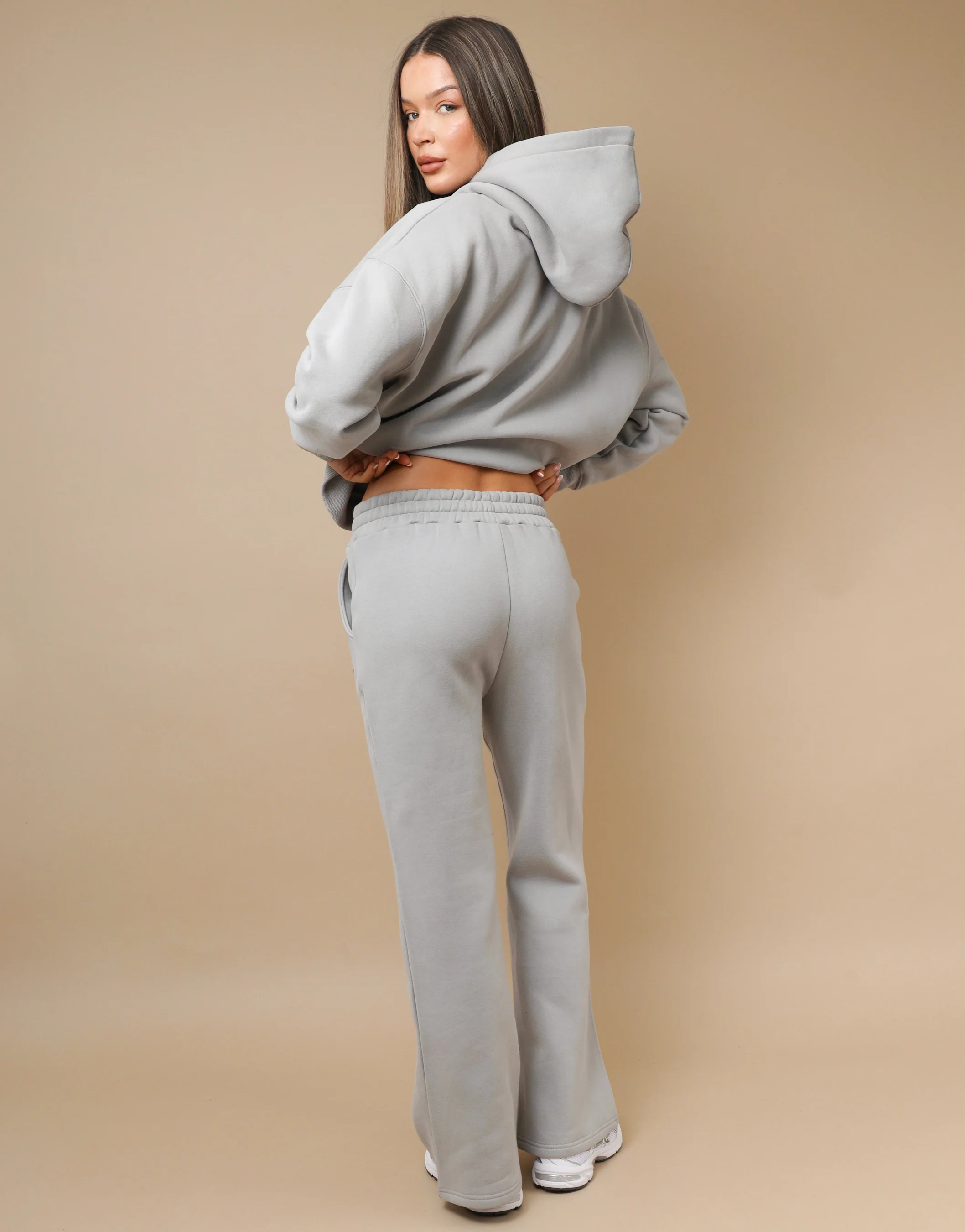 Maeve Simmi Studios Essentials Hoodie In Light grey - Image 3