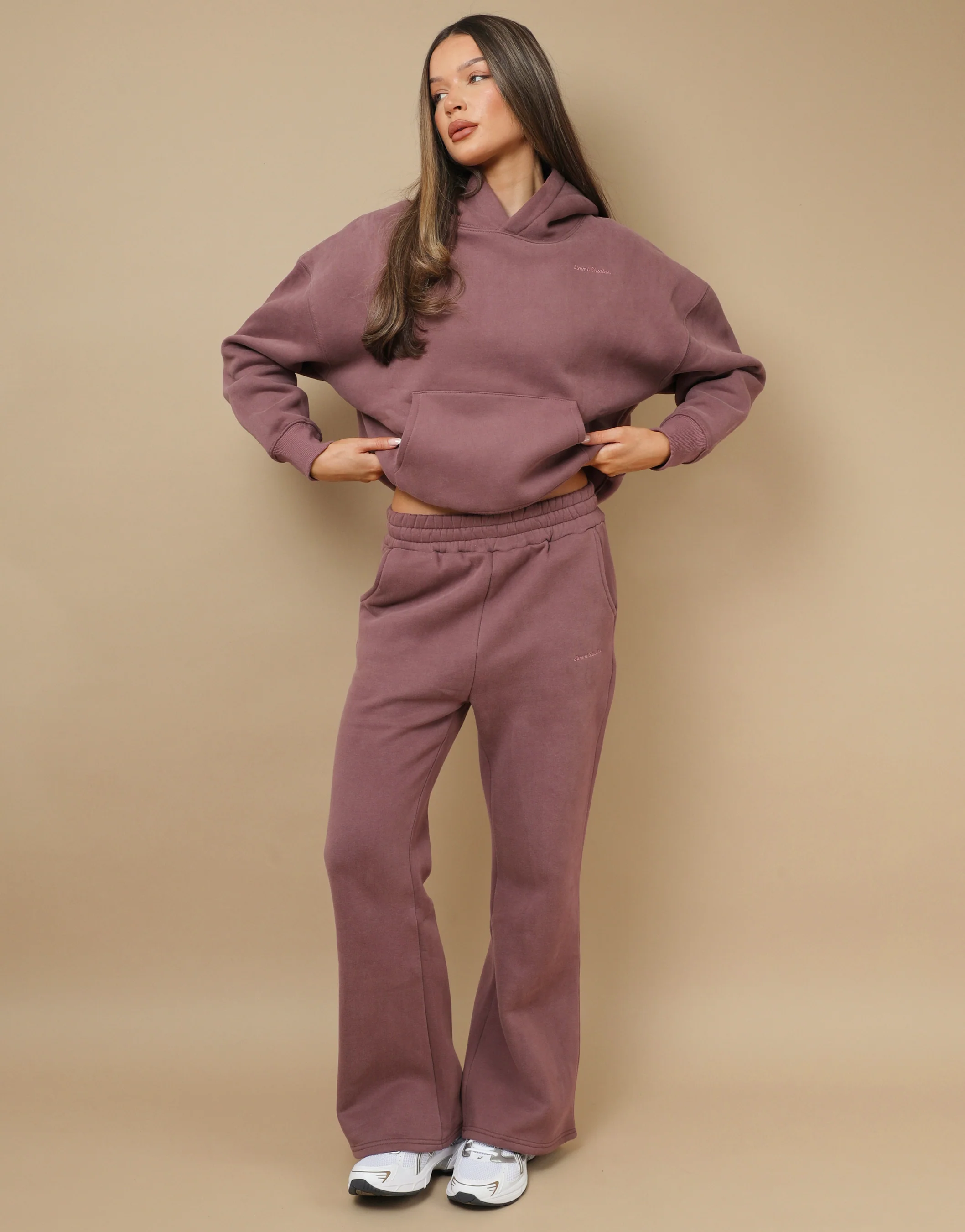 Maia Simmi Studios Essentials Joggers In Mauve