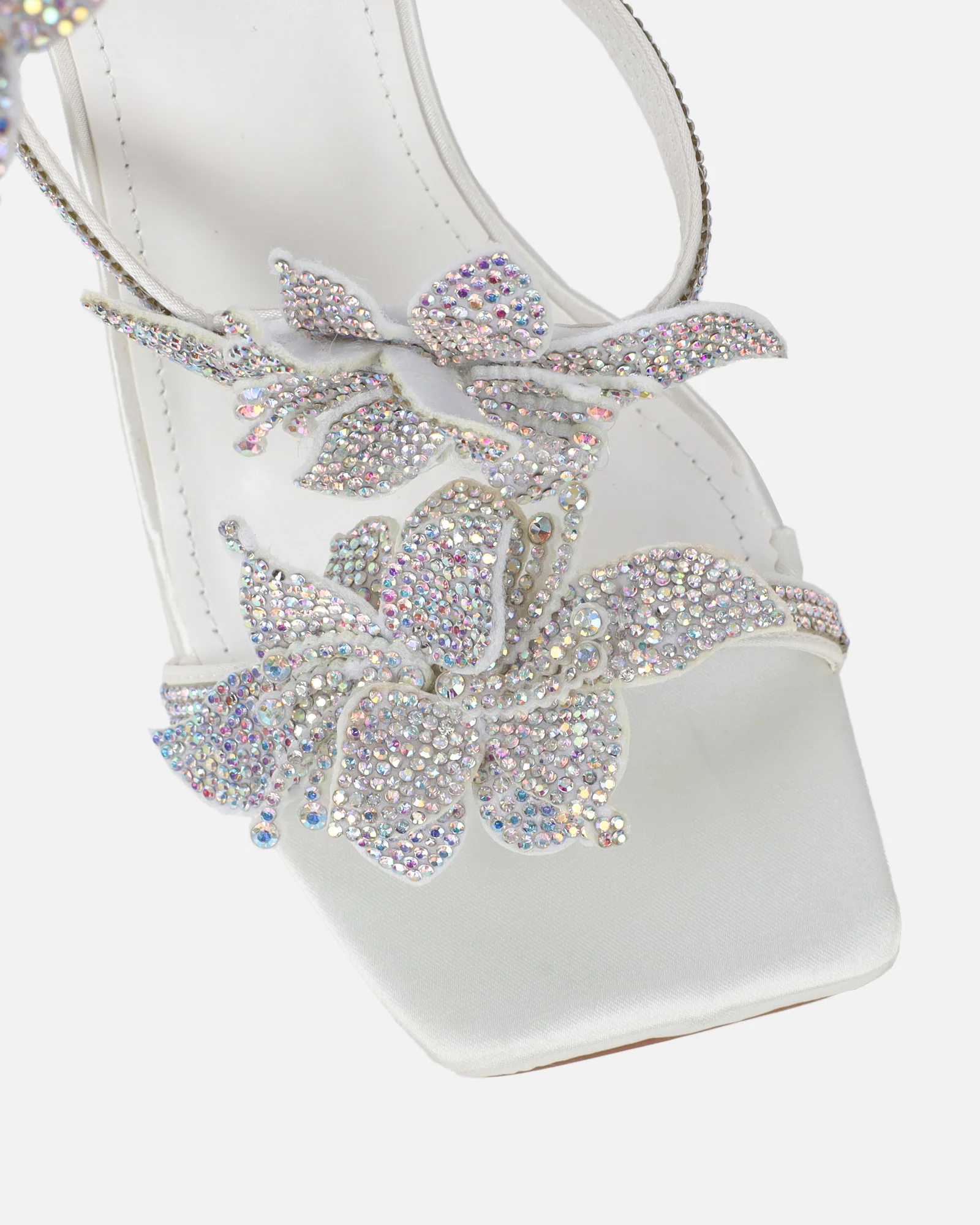 Marium White Spiral Flower Heeled Sandals - Image 4