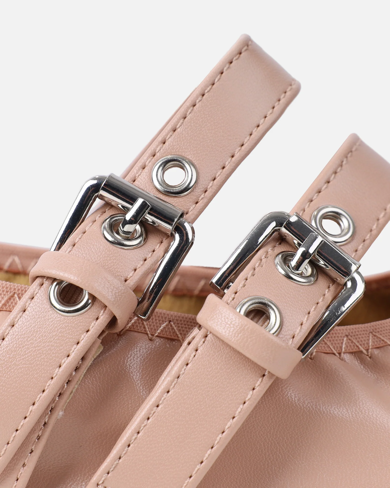 Octavio Nude Scrunch Ballet Flats - Image 3