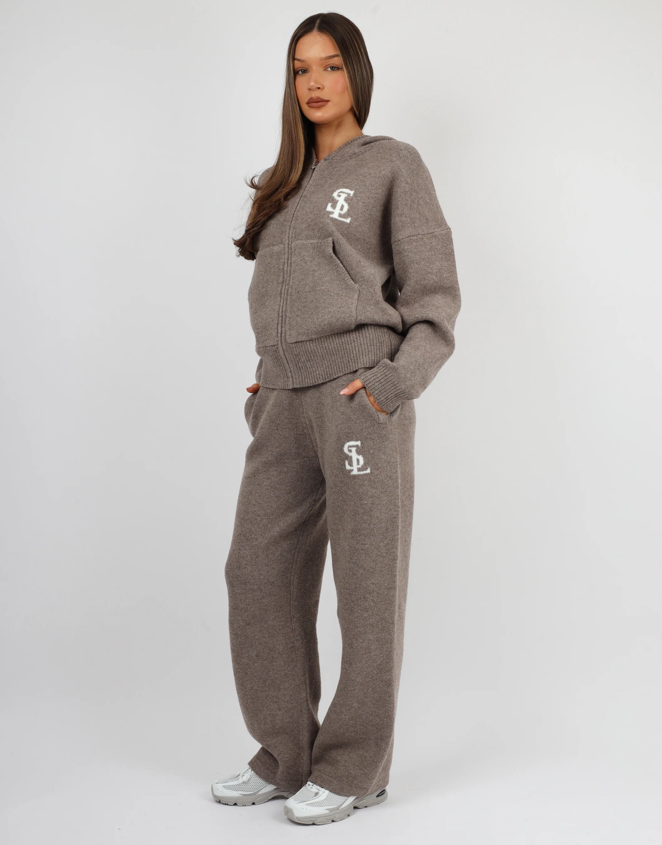 Romy Simmi Studios Chunky Knit Trousers In Mocha